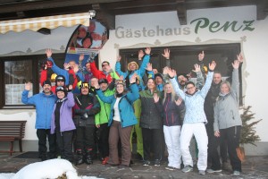 Die Gäste der KAS-Skifreizeit in Fügen vom 20. bis 27. Januar 2018. Foto: KAS/Thorsten Saust